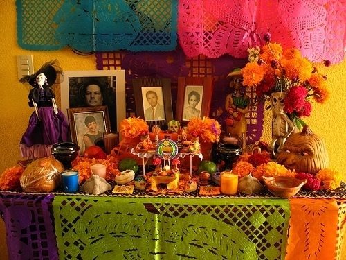 How to Create an Ofrenda: A Guide to Honoring Loved Ones | Cielito